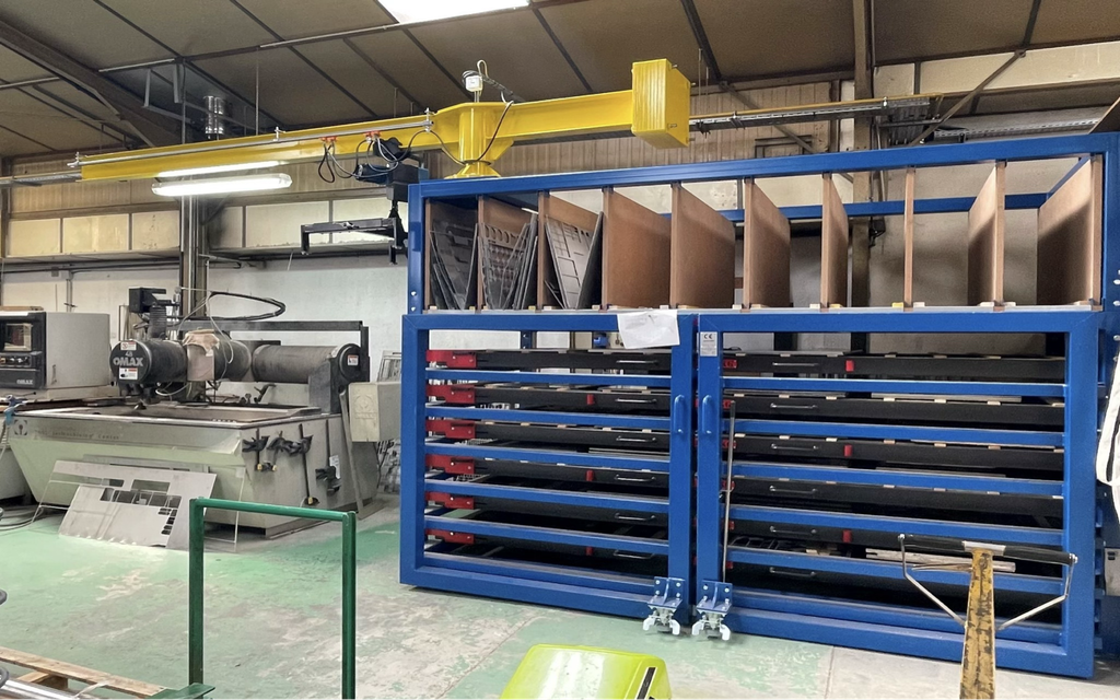 CHA System with integrated crane